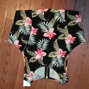 NWT Hawaiian Charlotte Russe crop top
